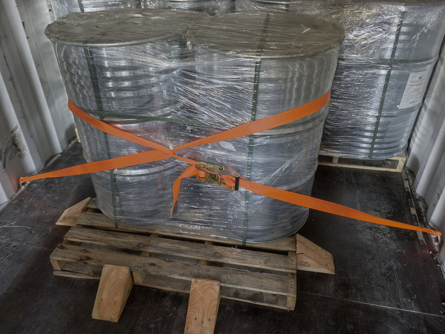 Transportation of chemicals for the oil refining industry